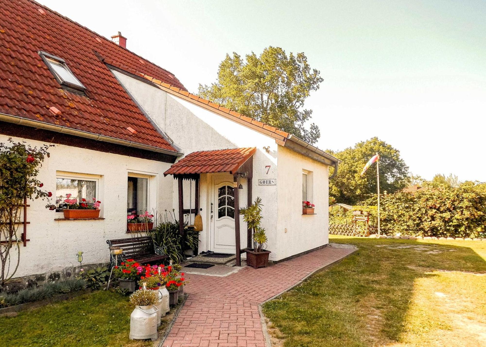 Bungalow Und Ferienwohnung Auf Ruegen Kluis Ngoại thất bức ảnh